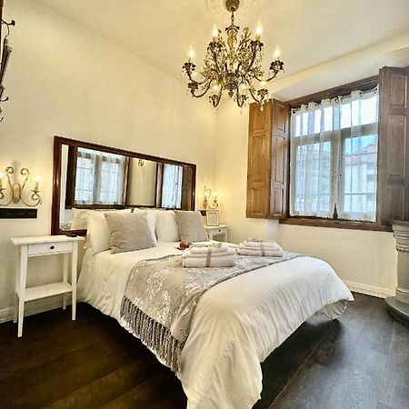 Claren'S Boutique Rooms Cangas De Narcea Exterior foto